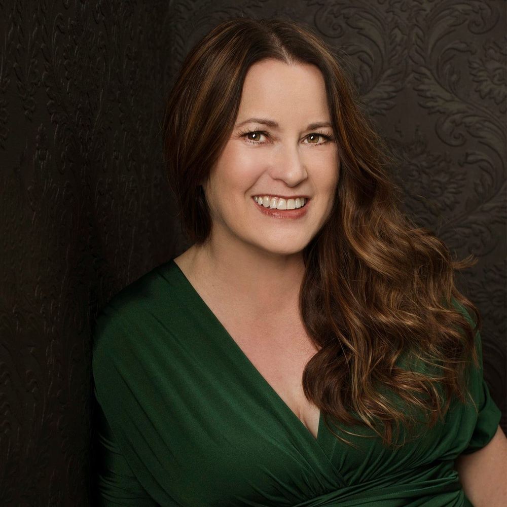 Meet your Posher, Gina